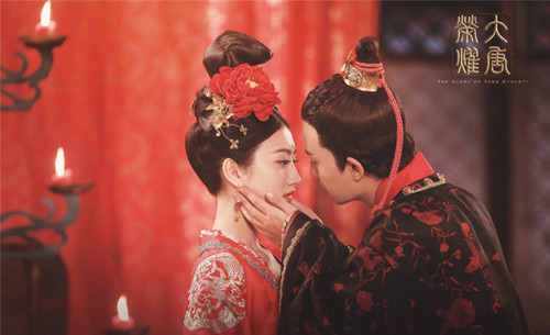 穿越大唐觅奇缘 《大唐荣耀》教你花式虐狗